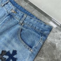 おすすめの春夏コーデ＋＋クロムハーツ スーパーコピー ジーンズ CHROME HEARTS おしゃれ感も動きやすさも クロス