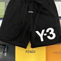 今年大好評だった ワイ・スリー コピース ハーフパンツ Y3ロゴプリント 振り返る↑↑↑