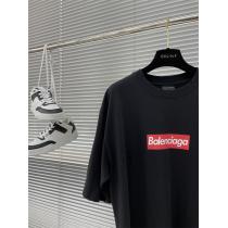 ☆2026期間限定☆バレンシアガ スーパーコピー Tシャツ BALENCIAGAｘSUPREME コラボ ロゴ枠プリント 男女兼用