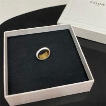 CELINE スーパーコピー 指輪 セリーヌ ペイントと真鍮 ゴールドのロゴ 目を引くおしゃれな