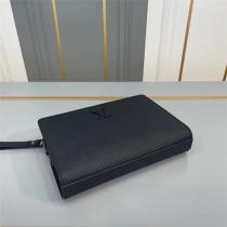 【2026限定新作】ルイヴィトン コピー セカンドバッグ エピ ノワール 黒 LOUIS VUITTON エレガント