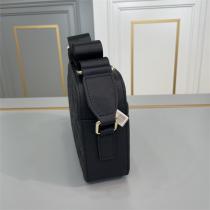 大人のお洒落☆LOUIS VUITTON コピー ショルダーバッグ ボディバッグ 斜め掛け メンズ ルイヴィトン