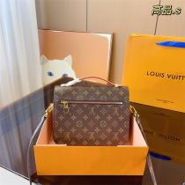 2026年春夏の新作♪♪♪LOUIS VUITTON コピー メッセンジャーバッグ ルイヴィトン モノグラム  オシャレ印象