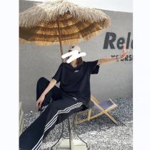おすすめの春夏アイテム｜バレンシアガ スーパーコピー セットアップ BALENCIAGAｘAdidas コラボ 上下セット