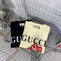 23ss可愛い雰囲気★★GUCC1 コピー Tシャツ KAWAIIシリーズ 抱く熊 綿麻生地 男女兼用  