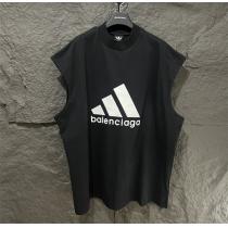 adidasｘBALENCIAGA 偽物 ノースリーブ バレンシアガ スリーストライプ ロゴプリント柄 
