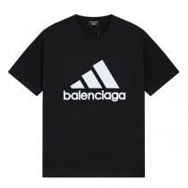 SNSで話題沸騰中 バレンシアガ スーパーコピー Tシャツ BALENCIAGAｘadidas ストライプ ロゴ プリント柄 