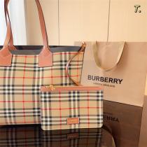 2026年春夏人気新作 BURBERRY コピー トートバッグ 牛革ハンドル 頼もしい収納力 バーバリー