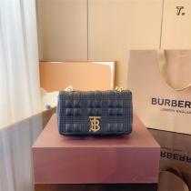 バーバリー スーパーコピー チェーンバッグ Lola スモールThe Kinksミニ TBモノグラム BURBERRY