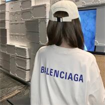 着こなしが素敵春夏定番新品 BALENCIAGA スーパーコピー Tシャツ クリームホワイト オーバーサイズ バレンシアガ