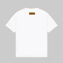 1枚で着用とコーデでき LOUIS VUITTON スーパーコピー Tシャツ モノグラム プリント 男女兼用