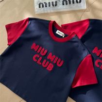 ★高品質2026夏の新作★ MIUMIU コピー Ｔシャツ ミュウミュウ プリント貼り付け ロゴ 希少品