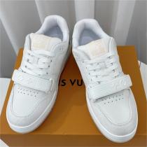 大注目人気アイテム LOUIS VUITTON スーパーコピー スニーカー TRAINERシリーズ ルイヴィトン  Nike AJコラボ