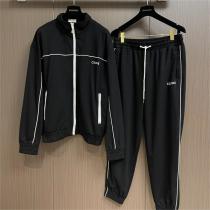 上級者必見の逸品 セリーヌ スーパーコピー セットアップ CELINE スウェット ロゴデザイン ミニマル
