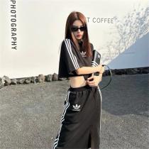 お得限定セール☆バレンシアガ スーパーコピー 上下セット BALENCIAGAxAdidas アディダス ストライププリント レディース