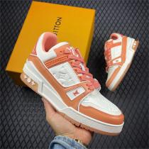 【希少限定カラー！】 LOUIS VUITTON  スニーカー ルイヴィトン TRAINERシリーズ 子牛革 クリームカラー