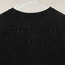 メンズライクな印象 GIVENCHY 偽物 Tシャツ ジバンシー ロゴ刺繡 100%コットン生地 水洗い処理 着心地が良い