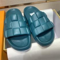 大注目の春夏ファッション LOUIS VUITTON コピー サンダル 完全防水 ラバー 履き心地抜群 ルイヴィトン