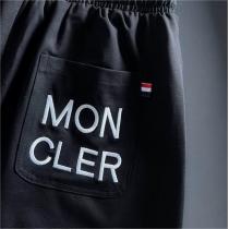 気になる流行色おすすめ モンクレール コピー ハーフパンツ ロゴ刺繡 貼り付け 定番 MONCLER 適度サイズ感