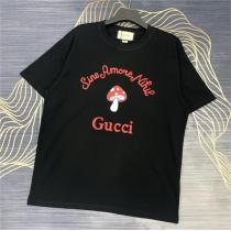 23年春夏の新作 GUCC1 スーパーコピー Ｔシャツ キノコ 茸 ロゴプリント 半袖 芸能人愛用 コットン