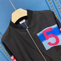長年にわたり愛用し続ける CHANE1 偽物 UVカットジャケット プリント柄 レトロ