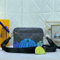 【大人気】M46435 LV × YK トリオ・メッセンジャー☆LOUIS VUITTON ショルダーバッグ新品ルイヴィトンコピー通販