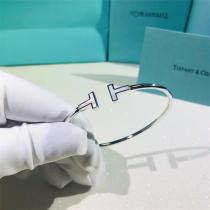 2026年最新のアイテム ティファニー スーパー コピー ブレスレット Tiffany & Co. バングル T 925シルバー