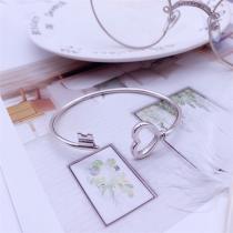 ♥2026ss人気作♥ Tiffany & Co. スーパー コピー ブレスレット バングル ハート 925シルバー ティファニー