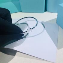 トレンド感を出す★ ティファニー 偽物 ブレスレット Tiffany & Co. 925シルバー シンプル バングル T