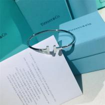 トレンド感を出す★ ティファニー 偽物 ブレスレット Tiffany & Co. 925シルバー シンプル バングル T