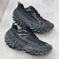 軽快な履き心地 BALENCIAGA スーパーコピー スニーカー Defenderシリーズ チャンキータイヤ バレンシアガ