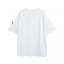 おすすめ人気ブランド MONCLER スーパーコピー Tシャツ ロゴ モンクレール 男女兼用のデザイン
