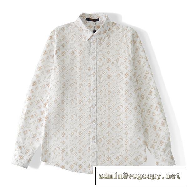 LOUIS VUITTON コピー シャツ モノグラム ロゴ プリント ライトカーキ色 リラックス気分♡ ルイヴィトン
