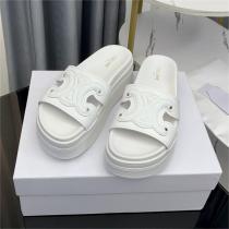 上品なアイテム★CELINE コピー サンダル セリーヌ 夏 レディース ファッション 厚底 ロゴ