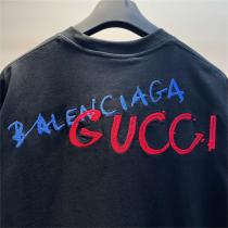 愛用するブランド新作 GUCC1 コピー Tシャツ バレンシアガｘGUCC1コラボ 刺繡ロゴ 綿生地 男女兼用