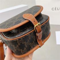 定番人気の新作☆CELINE コピー ショルダーバッグ FOLCO モノグラム キャンバス セリーヌ