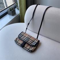  プレゼントにお勧め♩ バーバリー スーパーコピー ショルダーバッグ チェック柄 BURBERRY 綿 キャンバス   