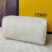 素敵秋冬定番新品 フェンディ スーパー コピー ポーチバッグ FENDI レザー 金属飾り モノグラム FFロゴ 定番