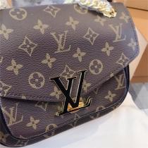 お買い得 ルイヴィトン コピー メッセンジャーバッグ passyシリーズ LOUIS VUITTON チェーン 2WAY