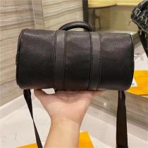 ルイヴィトン スーパーコピー ショルダーバッグ keepallシリーズ LOUIS VUITTONｘNigo コラボ デニムキャンバス