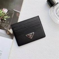 魅力トレンド新作 PRADA 偽物 カードケース 金属 三角 ロゴ プラダ レザー プラダ 5色