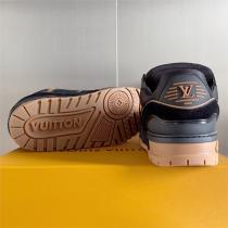 LOUIS VUITTON スーパーコピー スニーカー 厚底ソール  立体ロゴ ルイヴィトン 男女兼用
