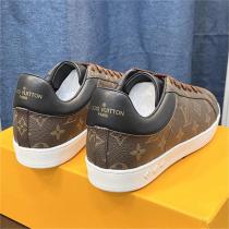 ルイヴィトン スーパーコピー スニーカー モノグラム 3色 プリント 刻印 レザー 定番デザイン LOUIS VUITTON