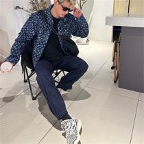 高品質★★★ PRADA スーパーコピー ワークパンツ 糸飾り ライン ミニマル 三角ロゴ プラダ
