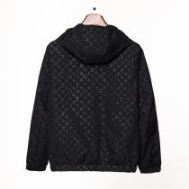 定番アイテム★LOUIS VUITTON コピー ジャケット モノグラム プリント フード付き 防水性 暖かさ ルイヴィトン