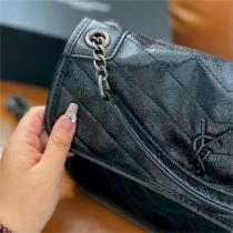 Saint Laurent スーパーコピー ショルダーバッグ チェーン イヴ・サンローラン YSL NIKI レザー
