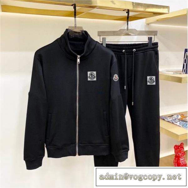 自然でソフトな軽い着心地 モンクレール コピー 上下セット スウェット素材 ロゴ 貼り付け MONCLER