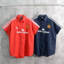 2026ファッション バレンシアガ コピー 半袖シャツ BALENCIAGAｘadidas x Manchester United F.C. コラボ ロゴ刺繡