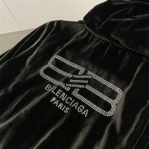 バレンシアガ スーパーコピー セットアップ ベルベット BBロゴ ラインストーン フード付き BALENCIAGA 