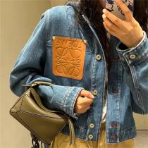 ☆☆☆こなれ感抜群 LOEWE コピー ジャケット デニム レザー ロゴ 貼り付け フード付き 水洗い加工 ロエベ